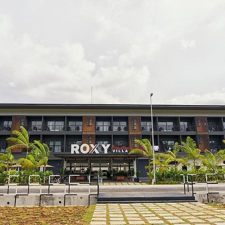 Roxy Sematan Villa & Townhouse ภายนอก รูปภาพ